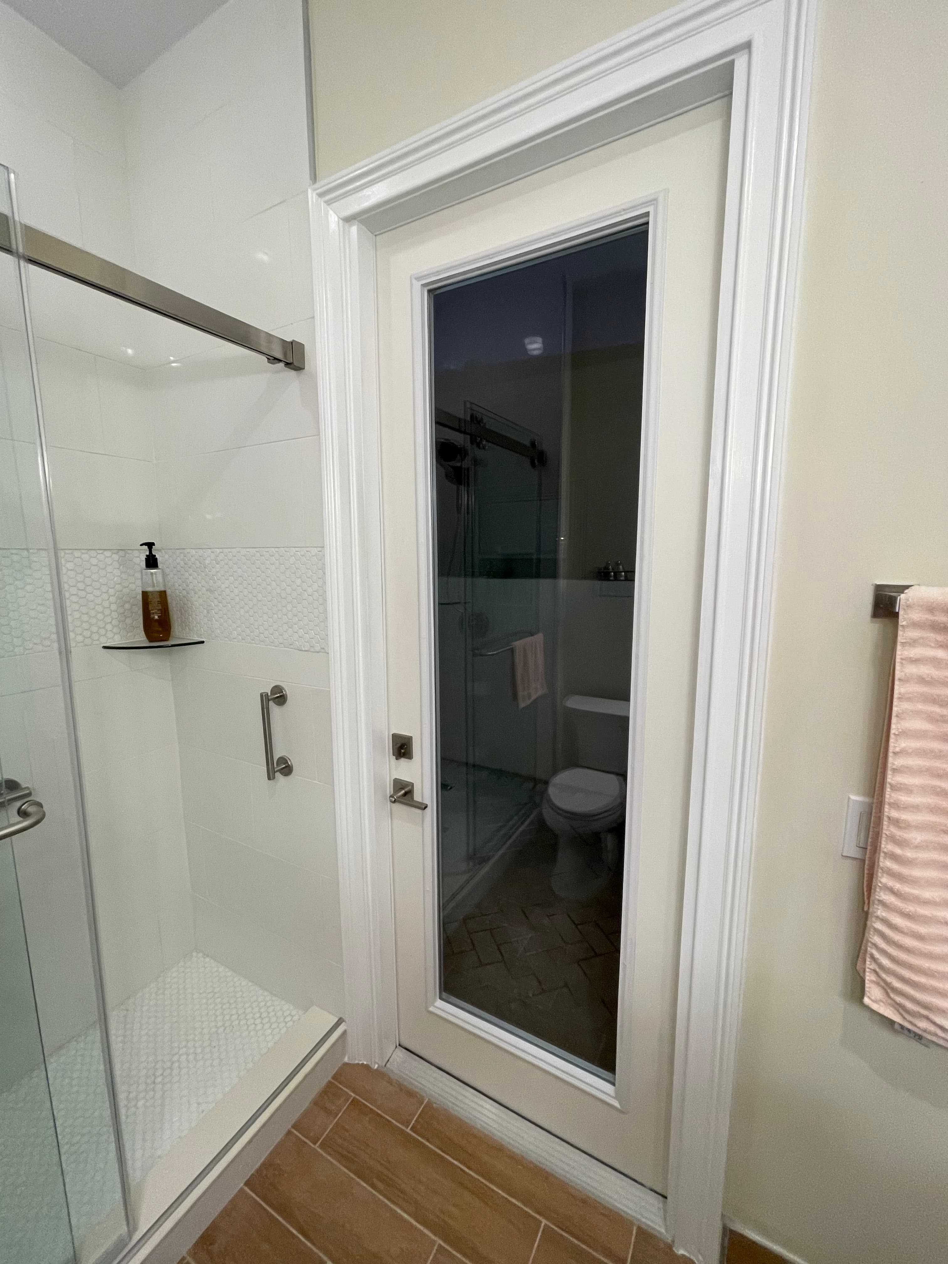 Pass-Through Window Bath